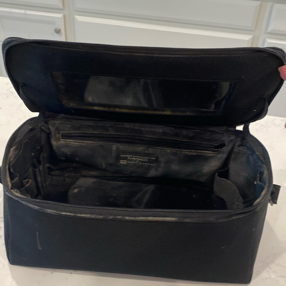 Used. MAC carry all.